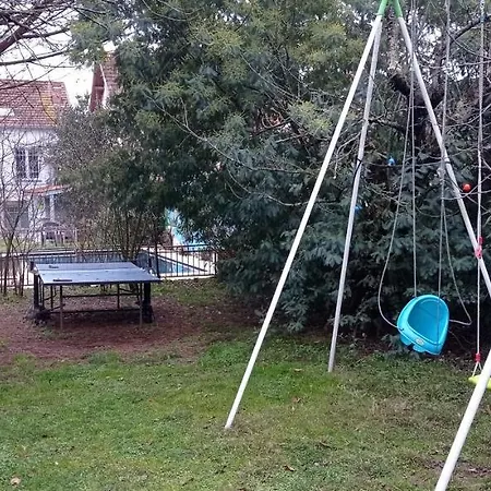 80 M2 Independant, 4 Personnes Et Plus, Piscine Et Jardin Direct Gare Aeroport
