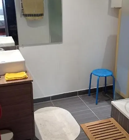 Апартаменты 80 M2 Independant, 4 Personnes Et Plus, Piscine Et Jardin Direct Gare Aeroport *