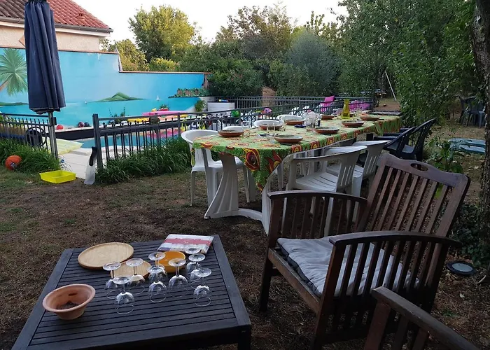 80 M2 Independant, 4 Personnes Et Plus, Piscine Et Jardin Direct Gare Aeroport Apartment